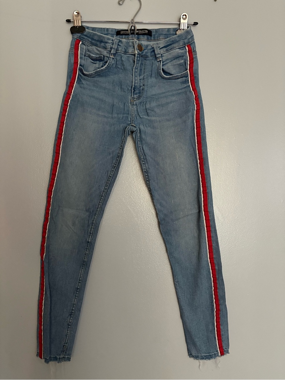 Zara Light Blue Skinny Jeans with Red and White Side Stripes size : us 4